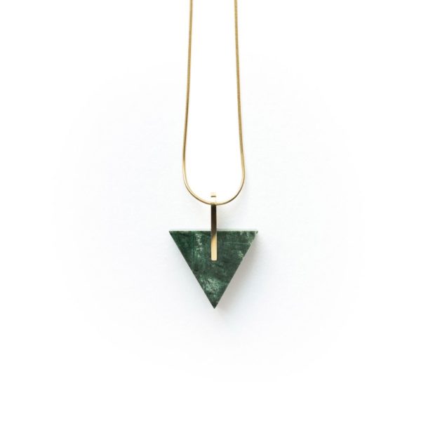 ESSENTIAL TRIANGLE VERDE