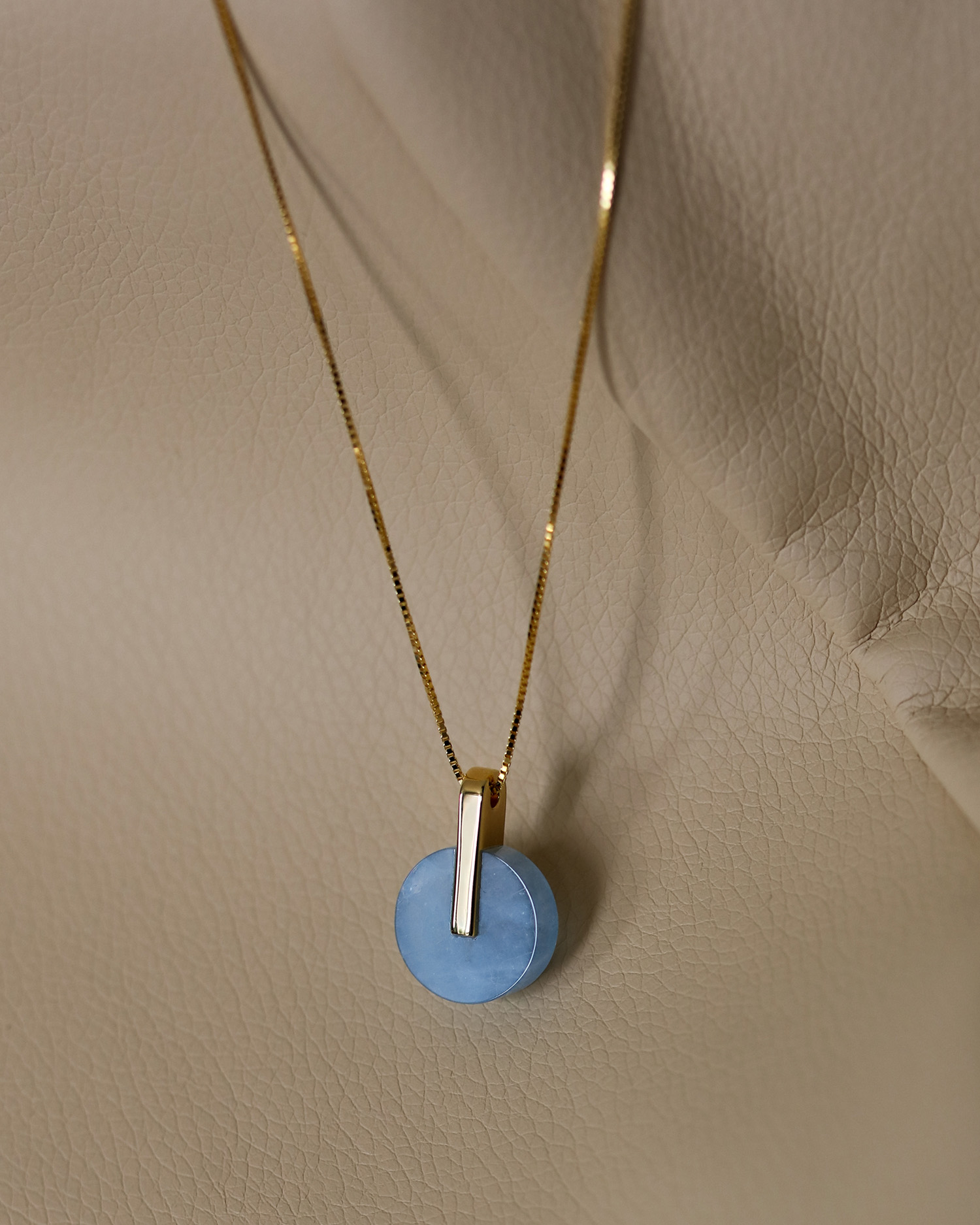 metaformi_design_jewelry_adamantine_necklace_aquamarine_style