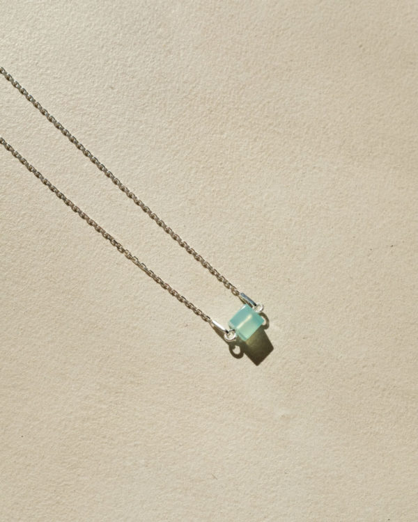 metaformi_jewerly_silver_cube_necklace_aquamarine