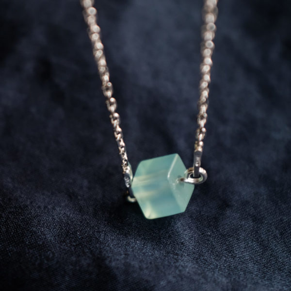 metaformi_jewerly_silver_cube_necklace_aquamarine_2