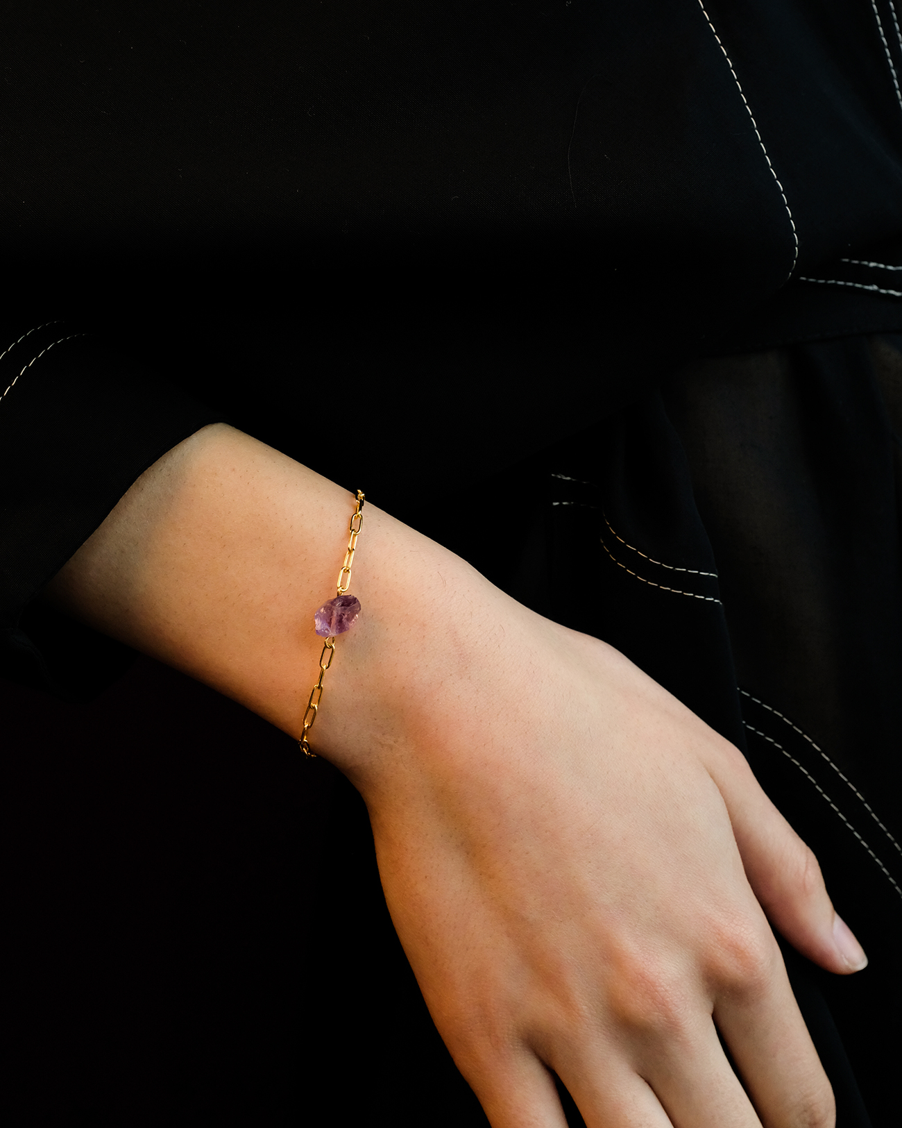 Metaformi-jewelry-uncut-gems-gold-bracelet-2