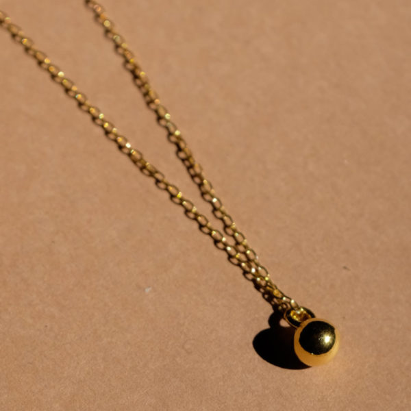 metaformi_design_jewelry_gold_ball_necklace_4