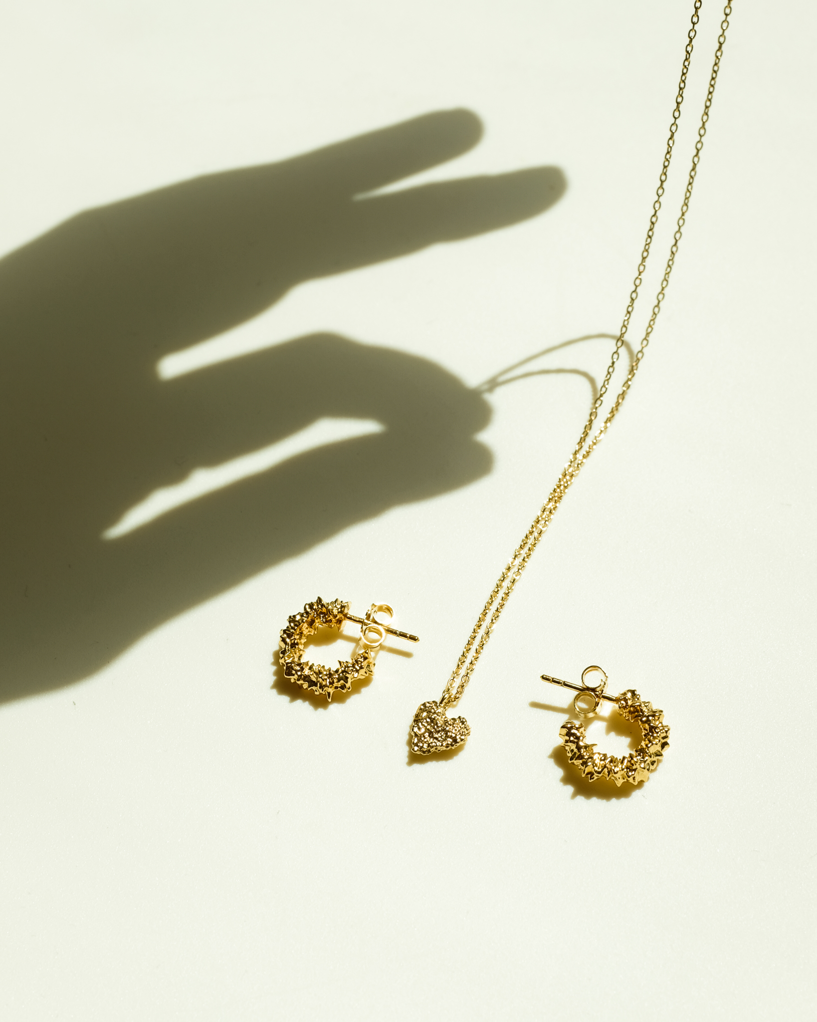 CRUSH GOLD HEART NECKLACE + EARRINGS SET – Obrázok 4